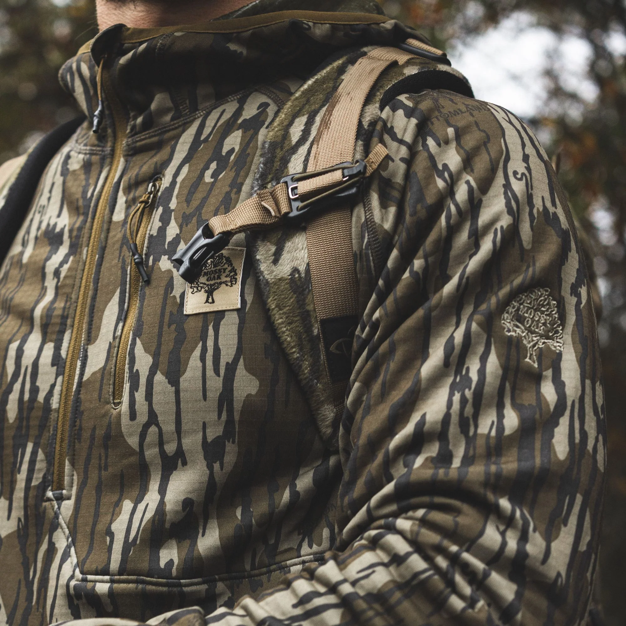 Woodsman Grid Fleece 1/4 Zip Hoodie - Image 2